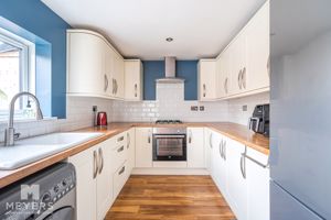 Kitchen- click for photo gallery